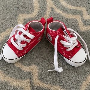 Converse Chuck Taylor First Star crib shoes